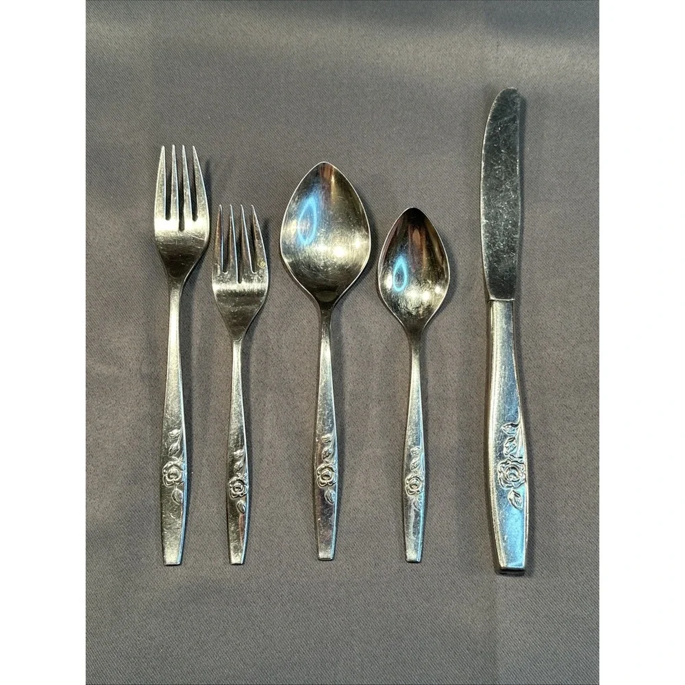 Vtg Oneida Our Rose SSS Stainless Flatware 20 Pc Set Fork Spoon Knife Silverware